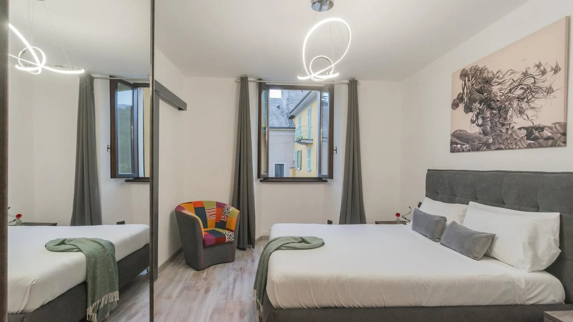 Apartamento Bell Tower Square By Rent All Como Lenno